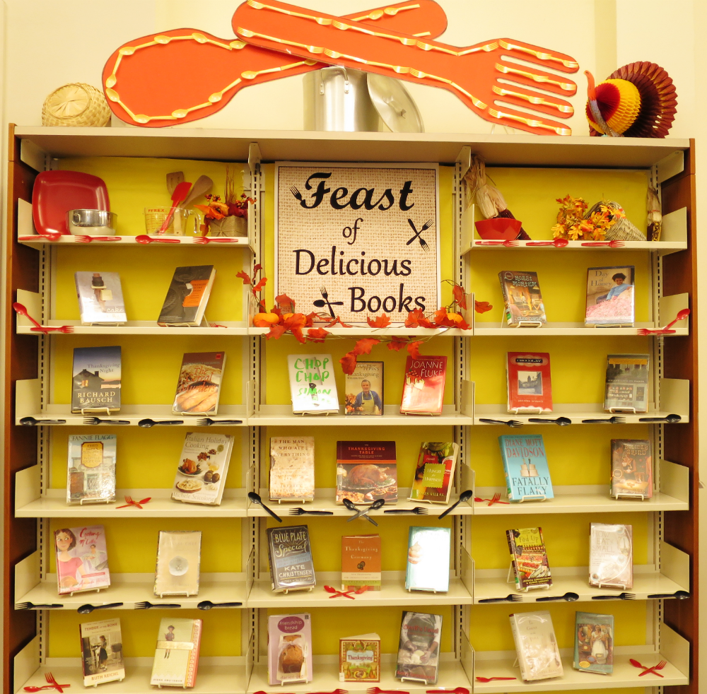 thanksgiving library displays