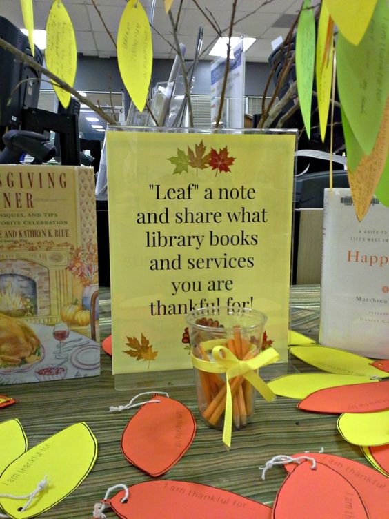 thanksgiving library displays